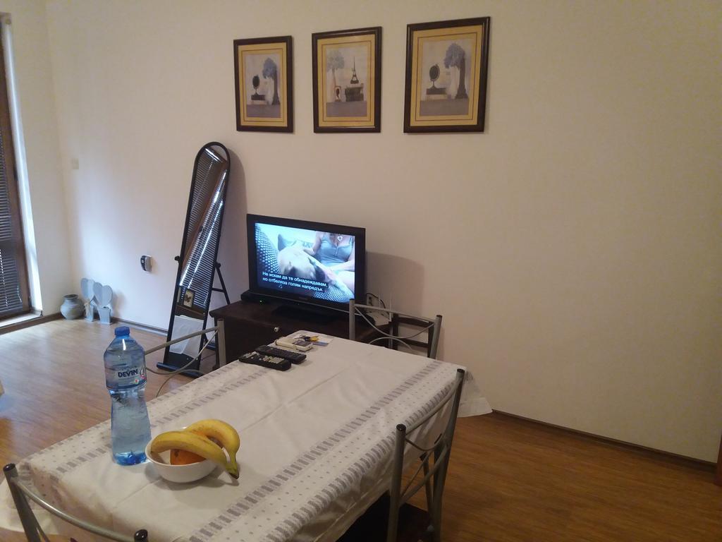 Studio Lazur Burgas City Exterior foto